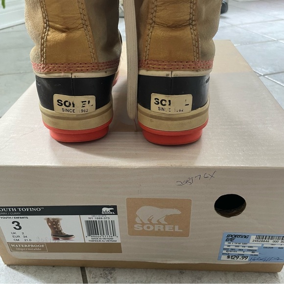 Sorel Torino Kids Waterproof Snow Boots- size 3 - Picture 4 of 5